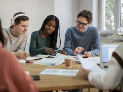 Estudar em grupo  pra voc?